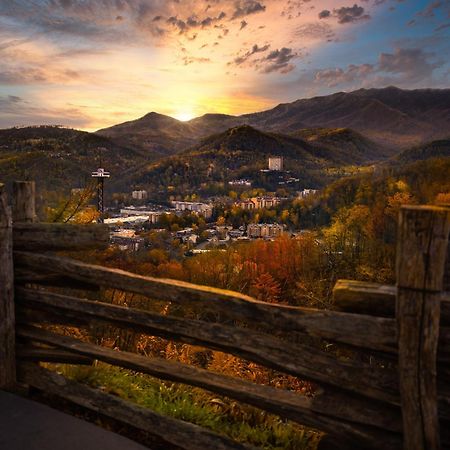 Smoky Mountain Hideout Villa Pigeon Forge Exterior photo